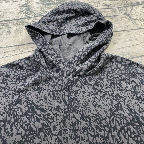 Garnet Hill Womens XL Leopard Animal Printed Side Button‎ Hoodie Sweatshirt - Picture 3 of 11